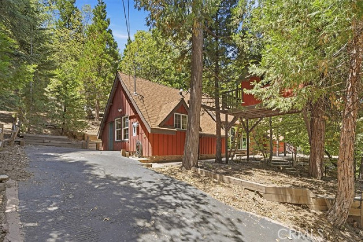 3 Bed Home for Sale in Lake Arrowhead, California