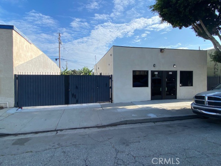 Commercial Lease in Compton