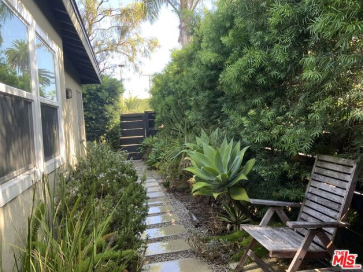  Income Home for Sale in Los Angeles, California