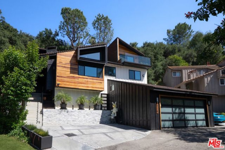 3 Bed Home for Sale in Calabasas, California