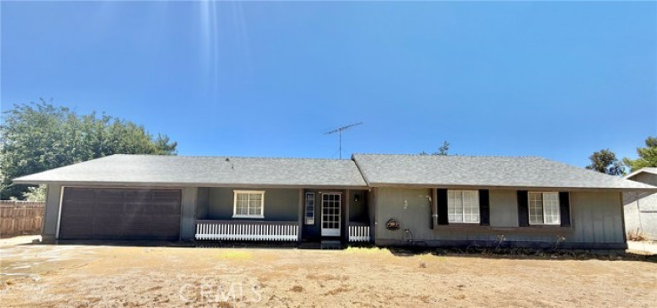 3 Bed Home for Sale in Lake Los Angeles, California