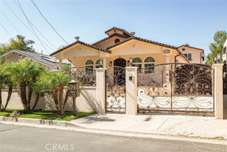 3 Bed Home for Sale in Tujunga, California