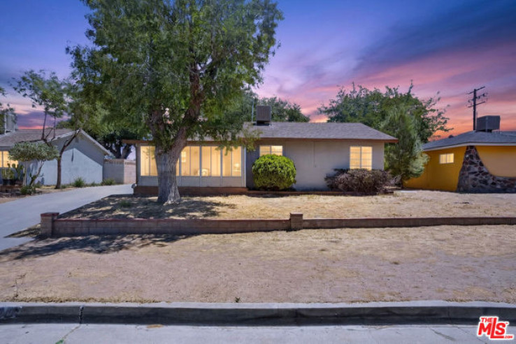 Residential Home in Palmdale