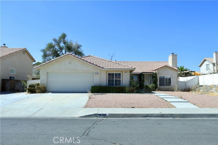 Residential Home in Victorville