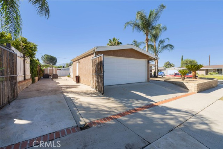 3 Bed Home for Sale in Canyon Country, California