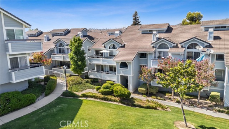Residential Home in Rainbow Glen