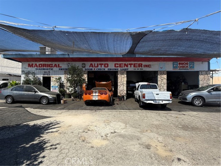  Commercial for Sale in Compton, California