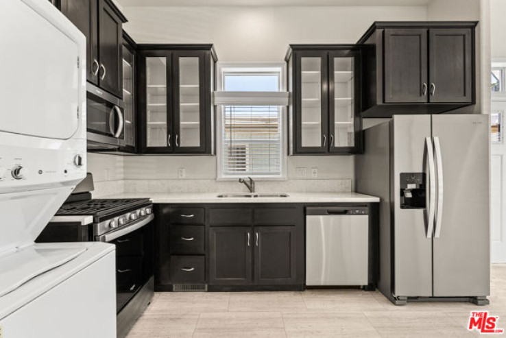 3 Bed Home for Sale in North Hollywood, California
