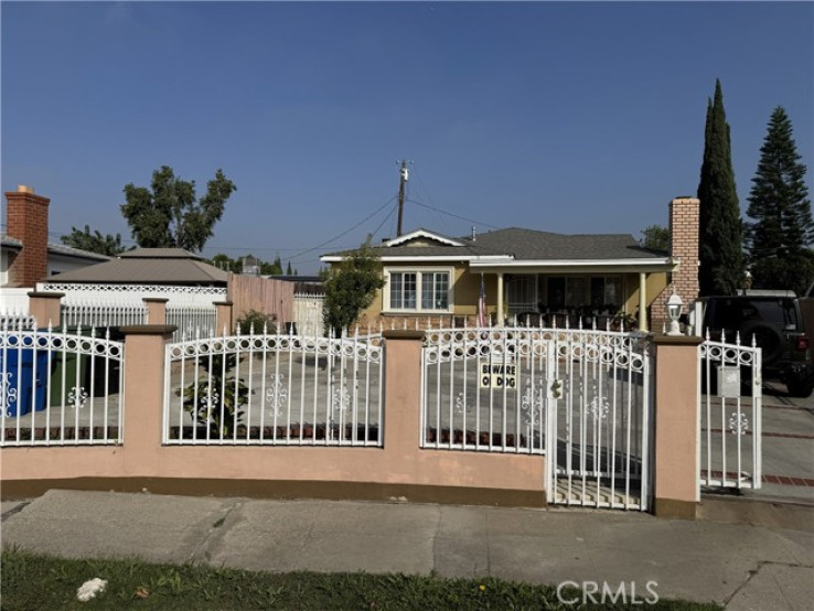 Residential Home in Panorama City
