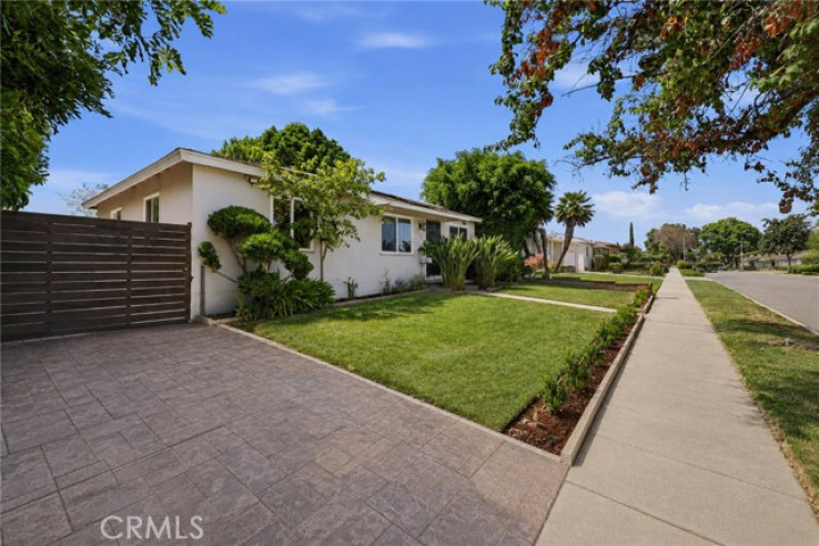 3 Bed Home for Sale in Los Angeles, California