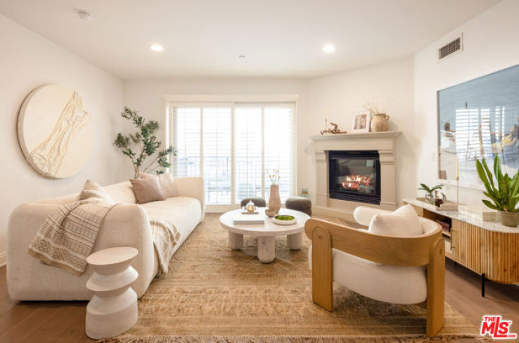 2 Bed Home for Sale in Playa del Rey, California