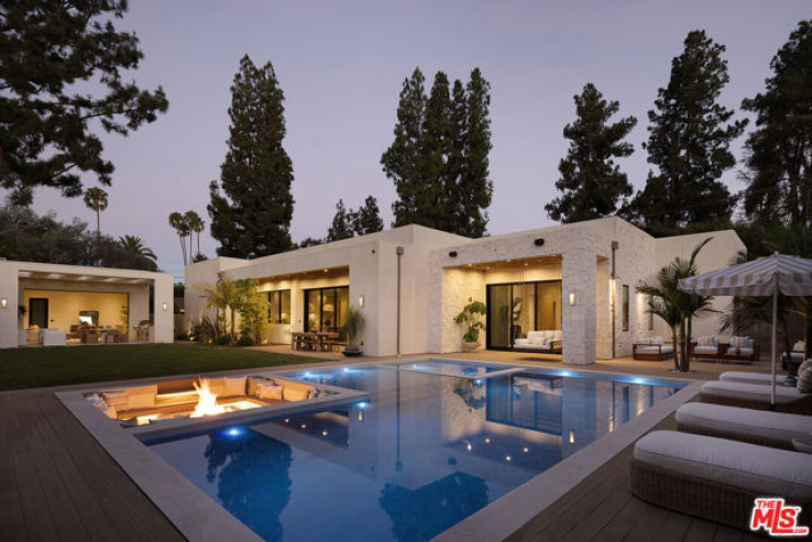 6 Bed Home for Sale in Los Angeles, California