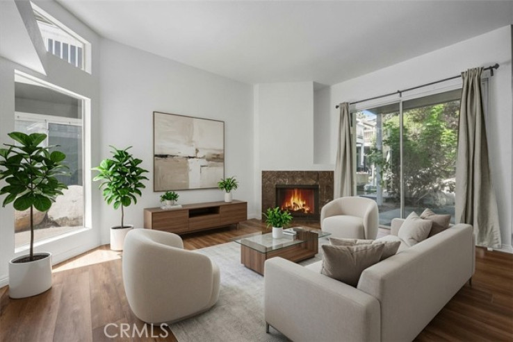 2 Bed Home for Sale in Costa Mesa, California