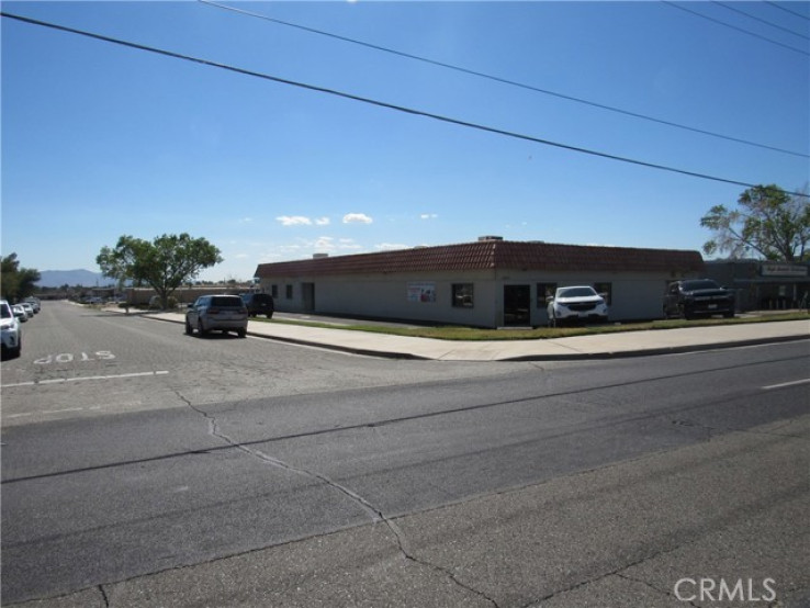  Commercial for Sale in Victorville, California