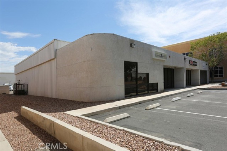  Commercial for Sale in Victorville, California