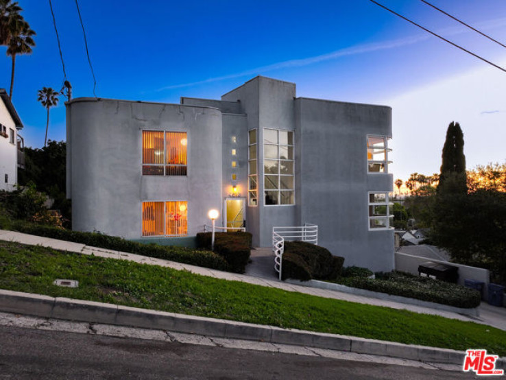  Income Home for Sale in Los Angeles, California