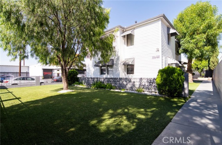  Income Home for Sale in North Hollywood, California