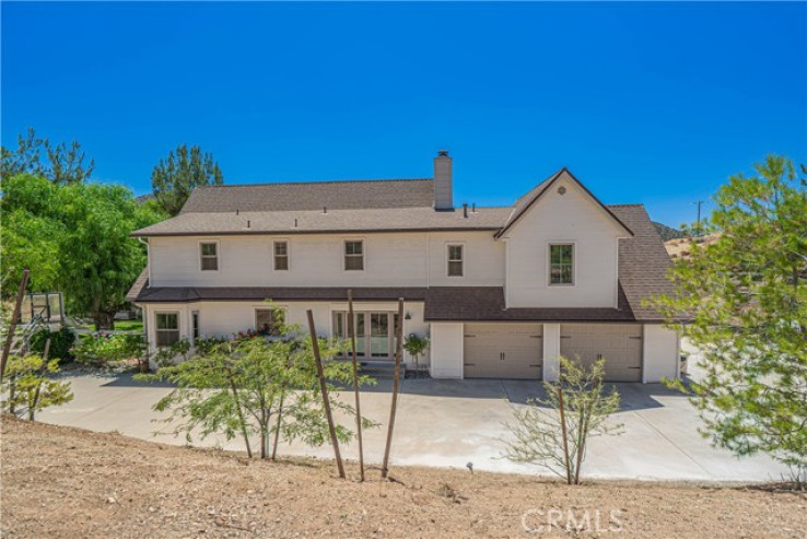 5 Bed Home for Sale in Agua Dulce, California