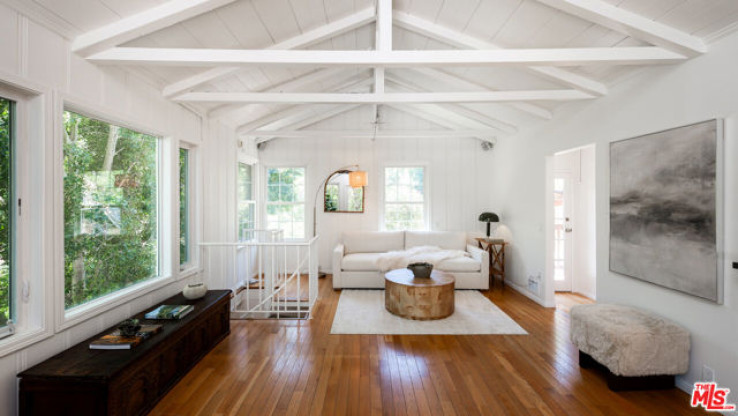 2 Bed Home for Sale in Los Angeles, California