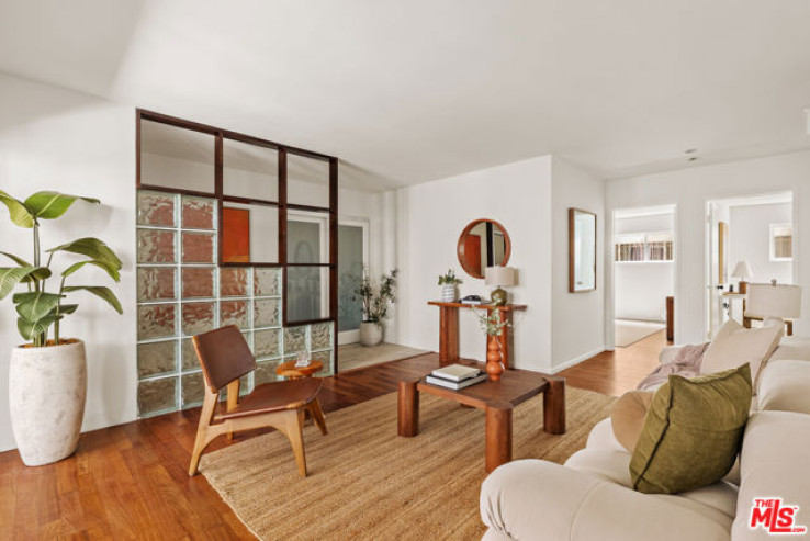 2 Bed Home for Sale in Santa Monica, California