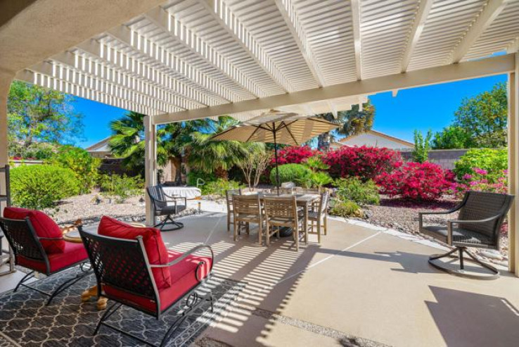 2 Bed Home for Sale in Palm Desert, California