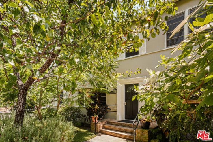1 Bed Home for Sale in Santa Monica, California