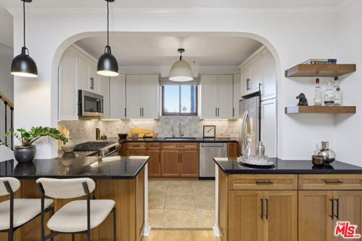 2 Bed Home for Sale in Los Angeles, California