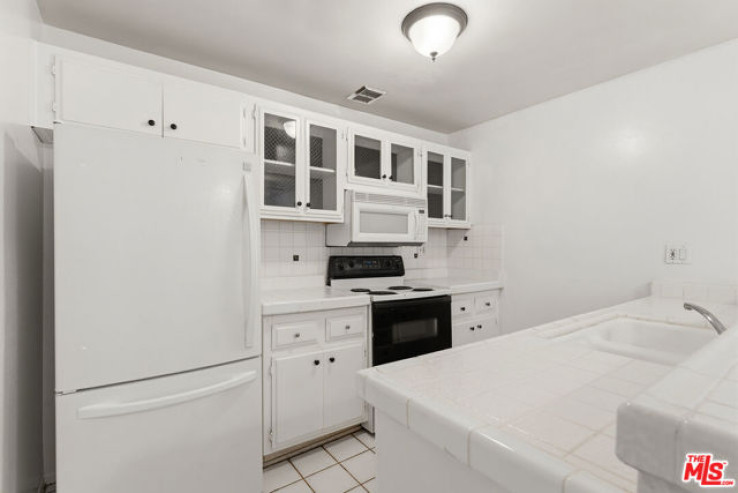 Residential Home in Encino