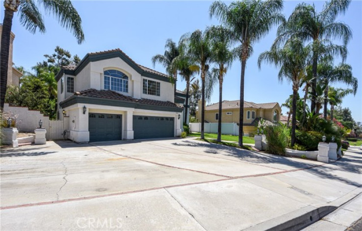 5 Bed Home for Sale in Highland, California