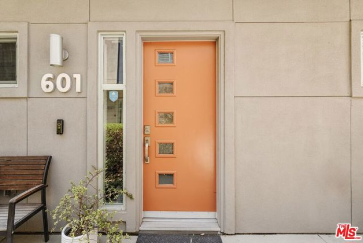 4 Bed Home for Sale in Los Angeles, California
