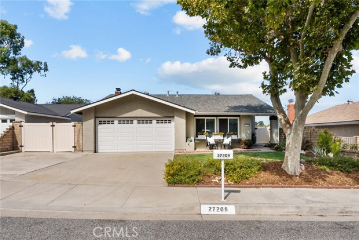 4 Bed Home for Sale in Saugus, California