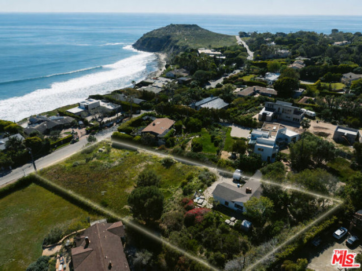 4 Bed Home for Sale in Malibu, California