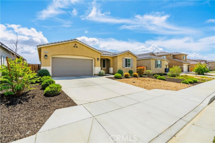 4 Bed Home for Sale in Rosamond, California