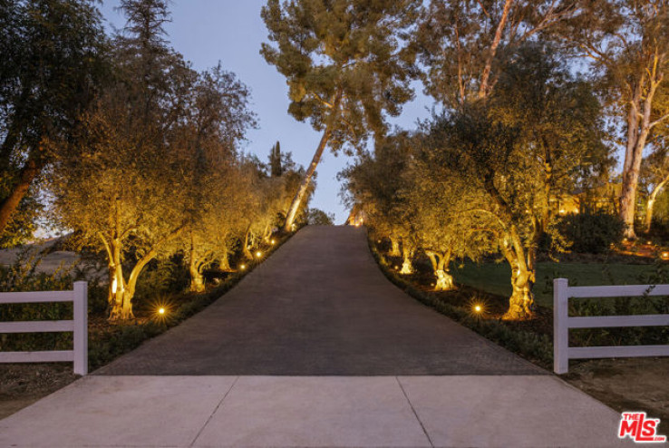 5 Bed Home for Sale in Hidden Hills, California