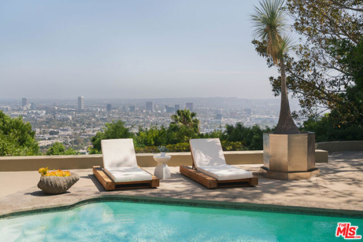 3 Bed Home for Sale in Los Angeles, California