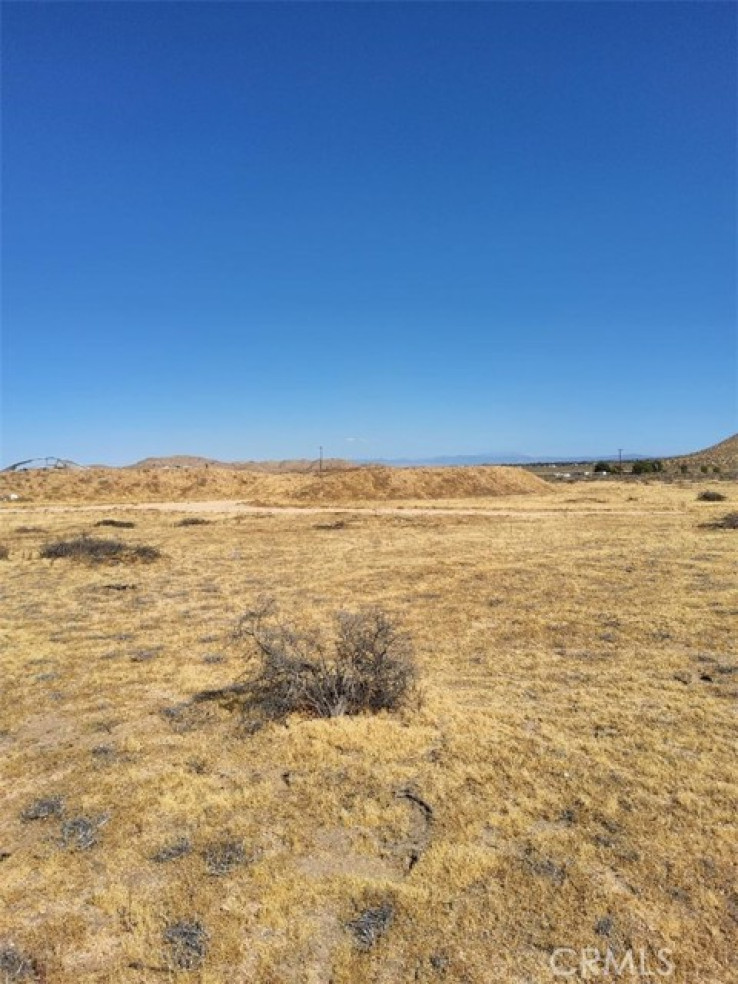 Land in Palmdale
