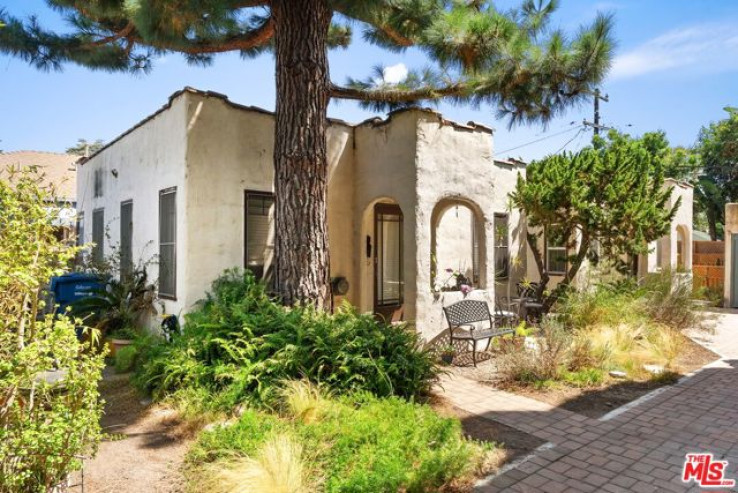 Residential Income in Culver City