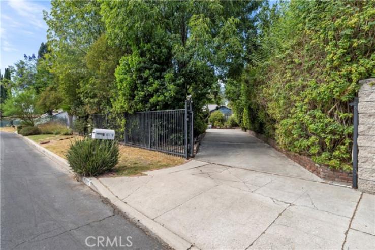 3 Bed Home for Sale in Sherman Oaks, California