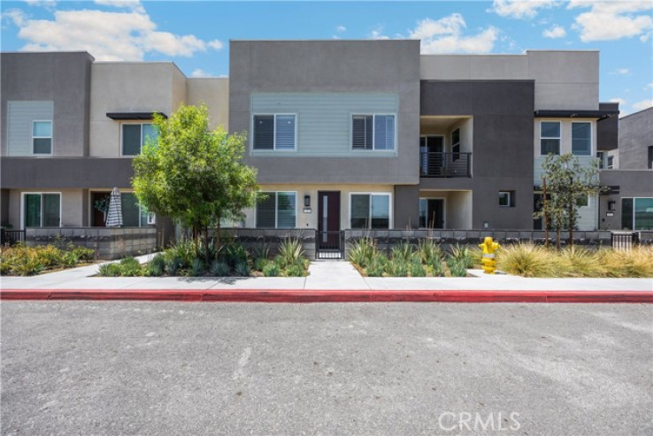 2 Bed Home for Sale in Ontario, California