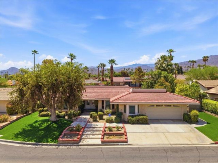 3 Bed Home for Sale in Palm Desert, California