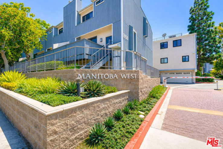 2 Bed Home for Sale in Los Angeles, California