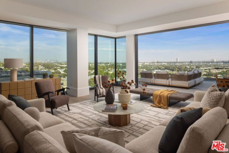 Residential Home in West Hollywood Vicinity