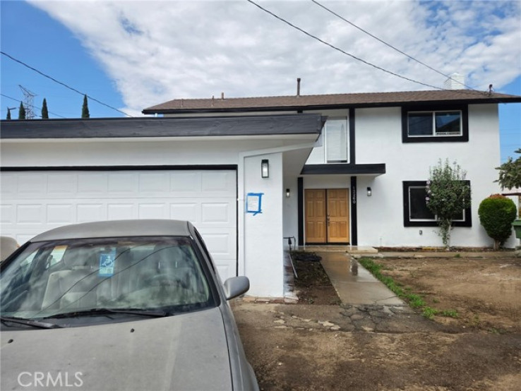 Residential Home in Arleta