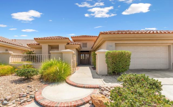 Residential Home in Sun City