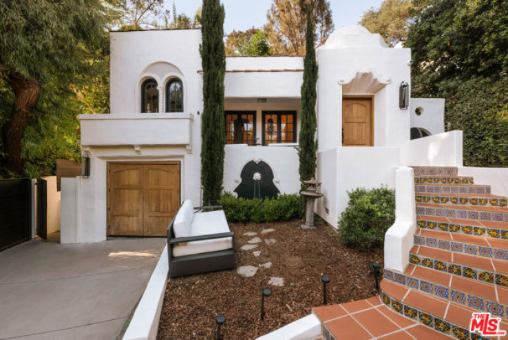 3 Bed Home for Sale in Los Angeles, California