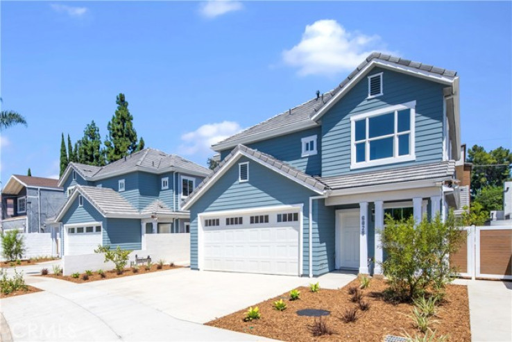 8 Bed Home for Sale in Van Nuys, California