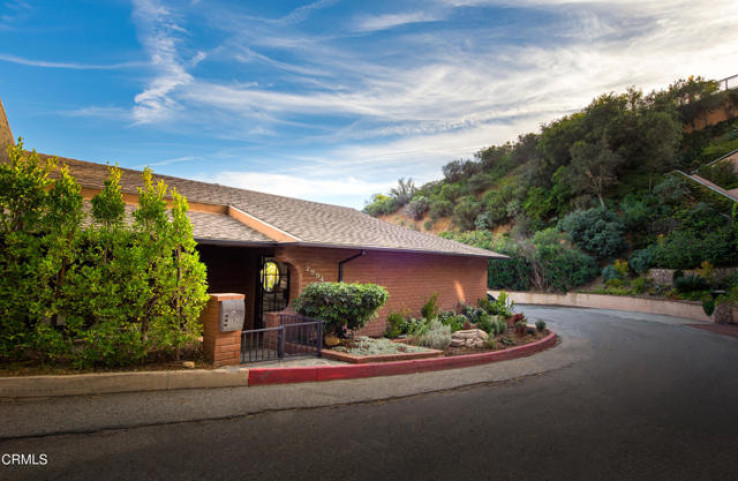  Income Home for Sale in Los Angeles, California
