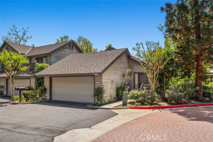 2 Bed Home for Sale in Costa Mesa, California