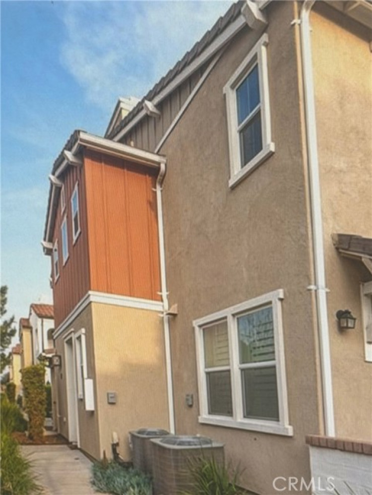 2 Bed Home for Sale in Ontario, California