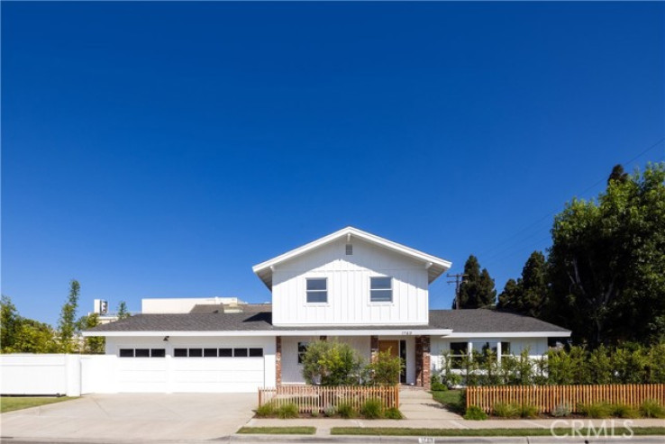 Residential Home in East Costa Mesa